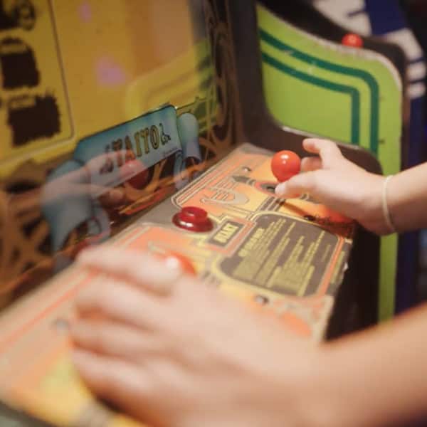 Ice Cold Beer Arcade Game (Retro Arcade Remake) - view 2